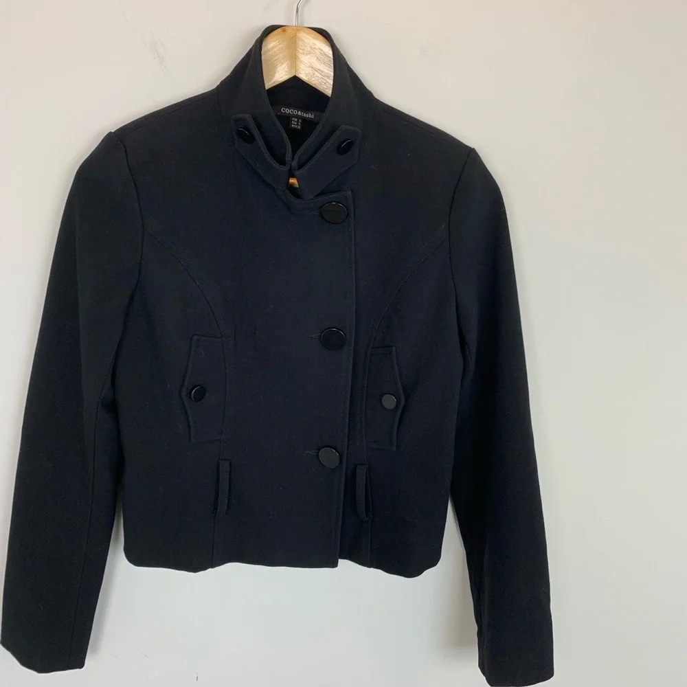 Short Black Blazer Size Small - Picture 1 of 7